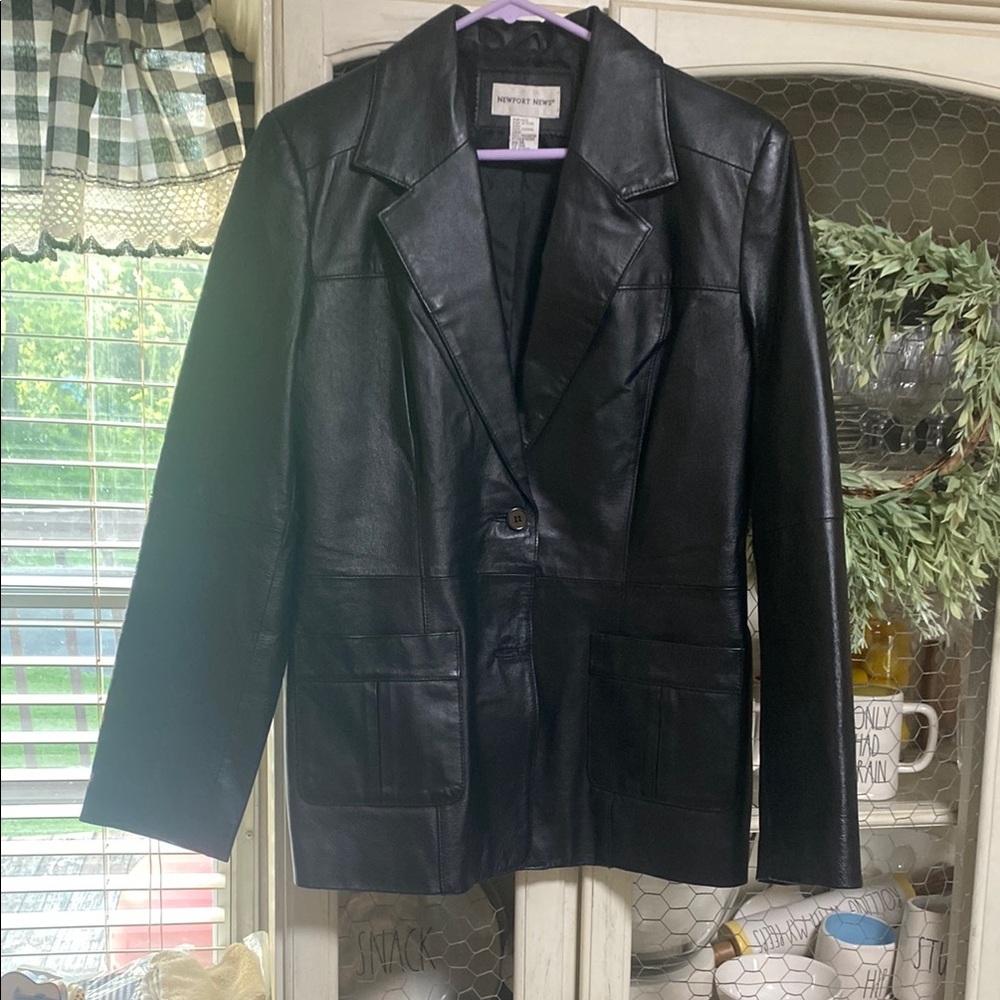 Newport News Black Blazer Classic Leather